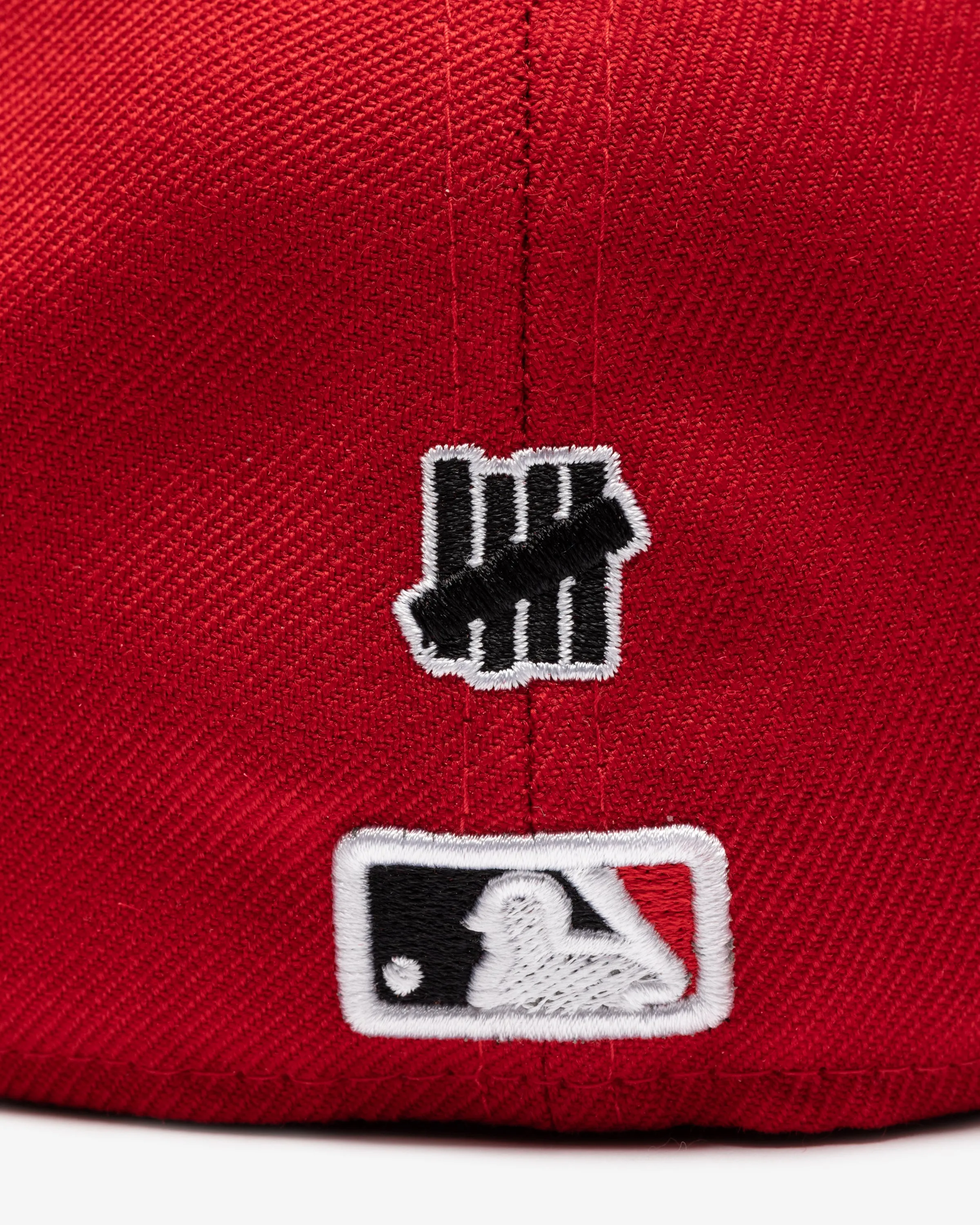 UNDEFEATED X NE X MLB FITTED - CINCINNATI REDS